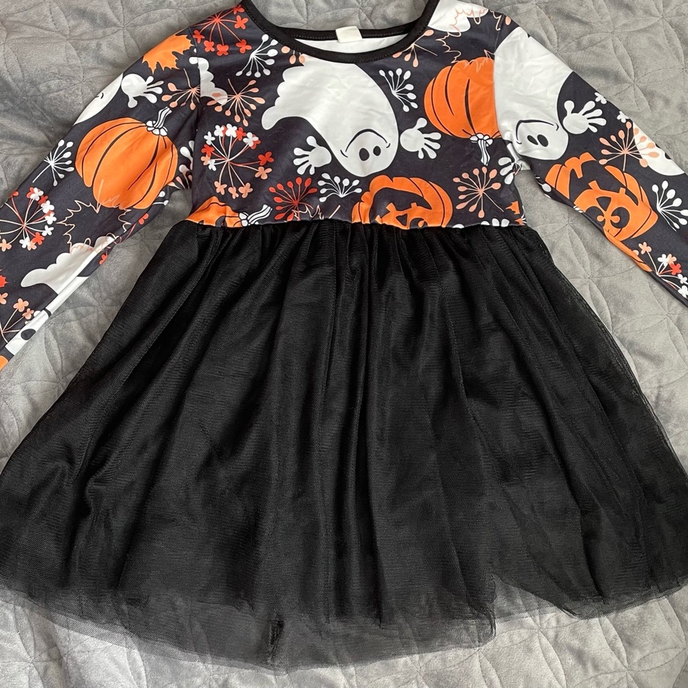 Girls Halloween Dress Sz 3T - 4T or 100.